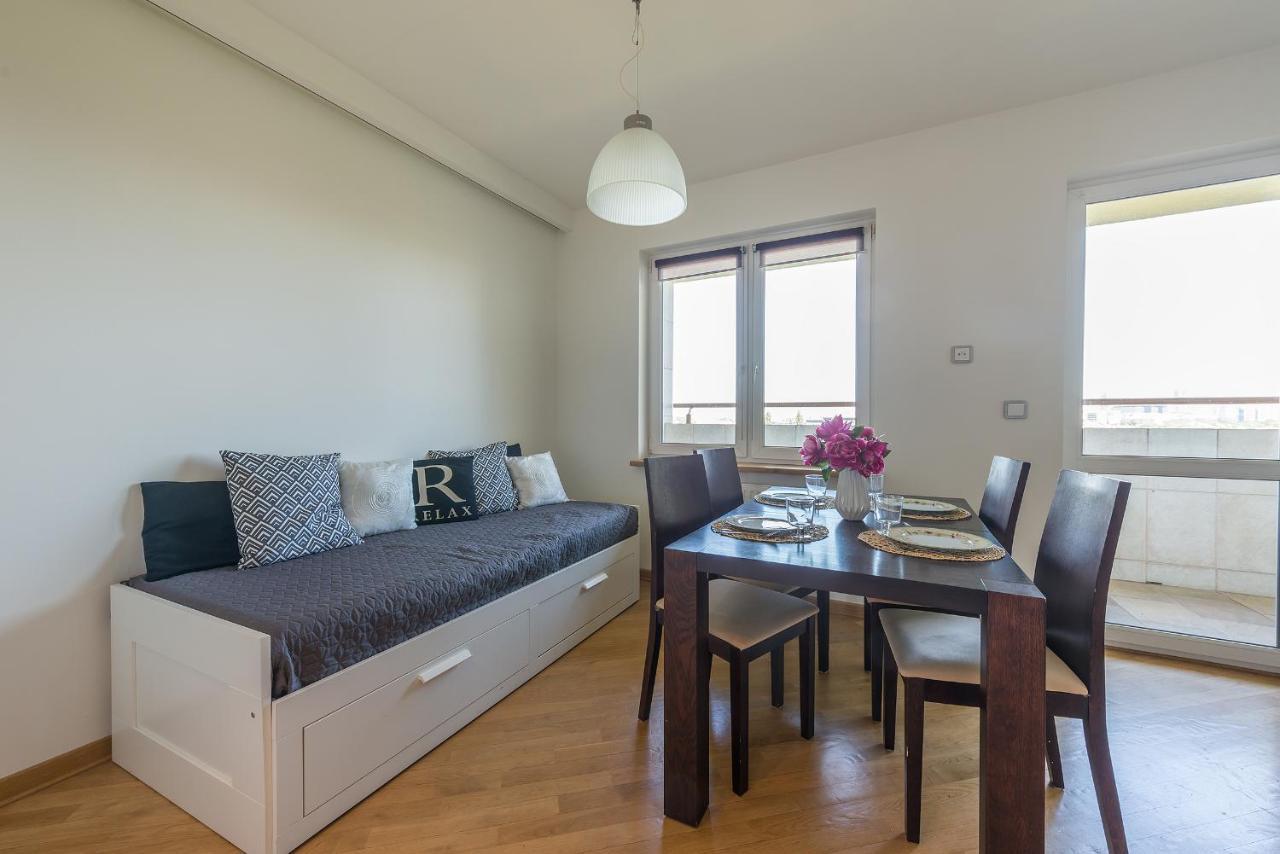 Miasteczko Orange P&O Service Apartments Varşovia Exterior foto